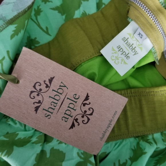 SHABBY APPLE | ruffle three tiered print skirt - Picture 6 of 8